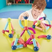 Magnetic building toy set